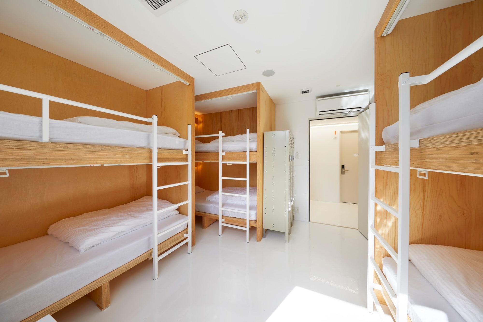 Bunk Bed in 6-Bed Female Dormitory Room