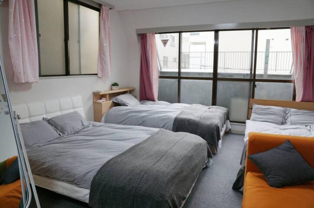 Habitación Familiar con baño privado