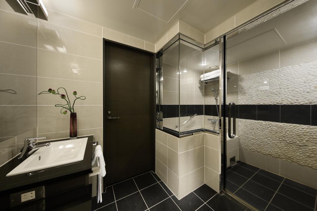 Club Junior Suite Zweibettzimmer mit Zugang zur Club Lounge und inbegriffenem Club Lounge Frühstück sowie Aussicht auf den Tokyo Tower – Nichtraucher