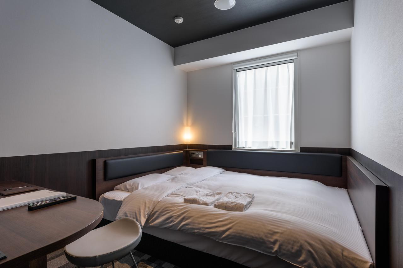 Semi Double Room - Non-Smoking