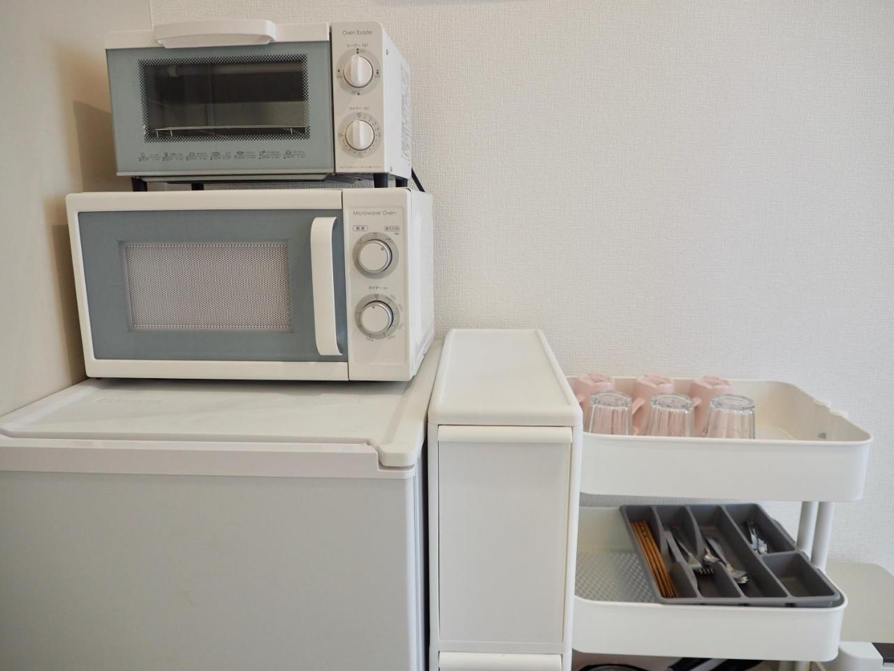 One-Bedroom Apartment,747952727:JPEG