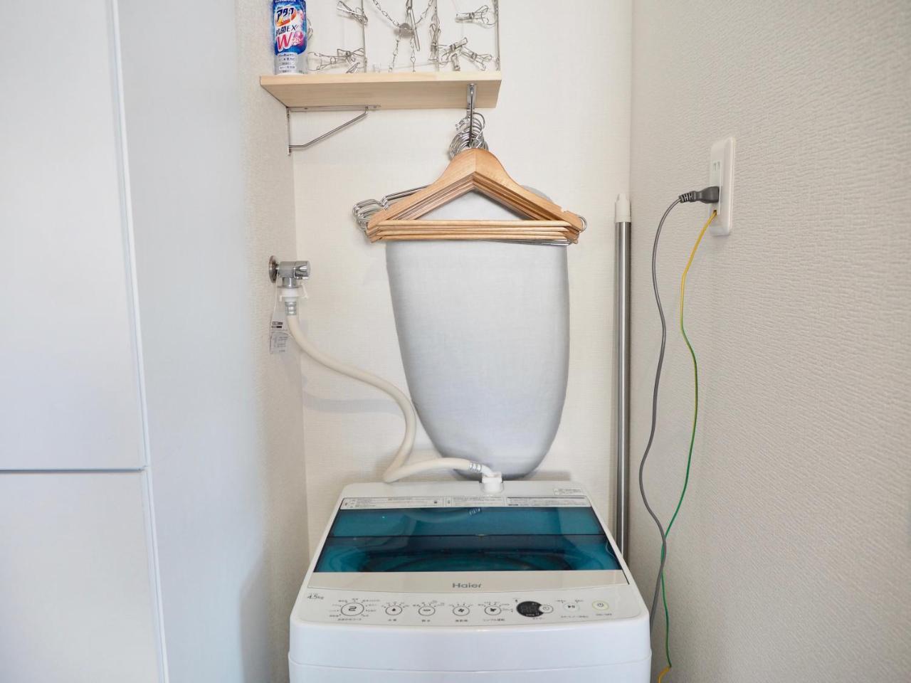 One-Bedroom Apartment,747952862:JPEG
