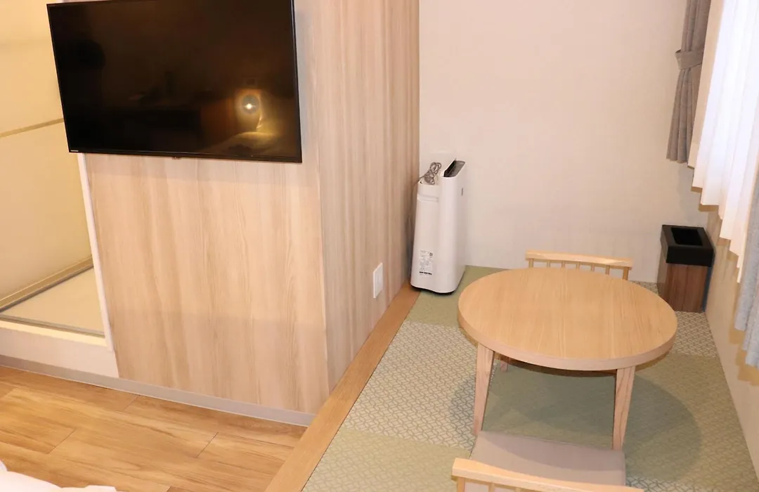 Tokyo Inn-1