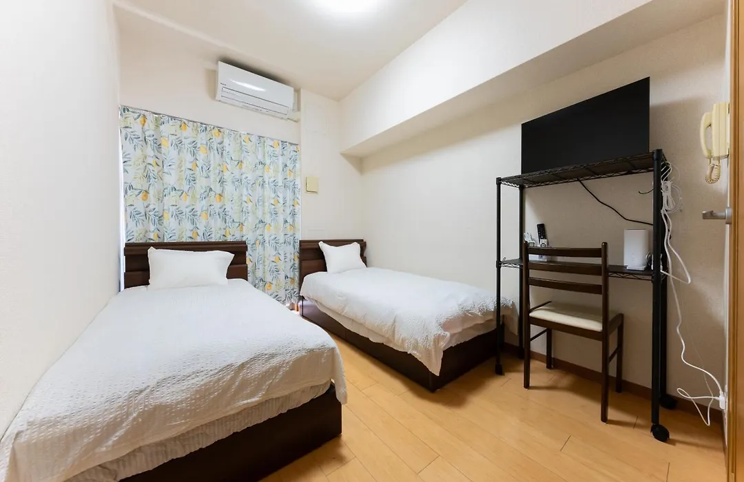 Shin-Okubo Sta・1 Min Walk/　Shinjuku Sta 2Min/　Switch-1