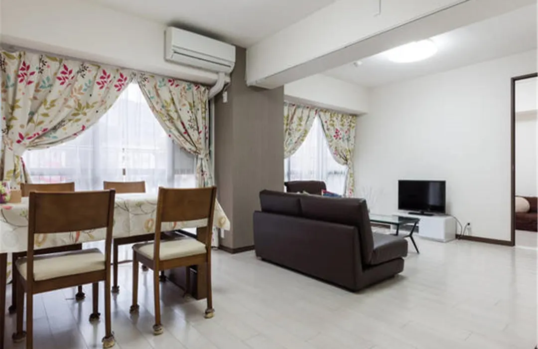House L In Shinjuku-1