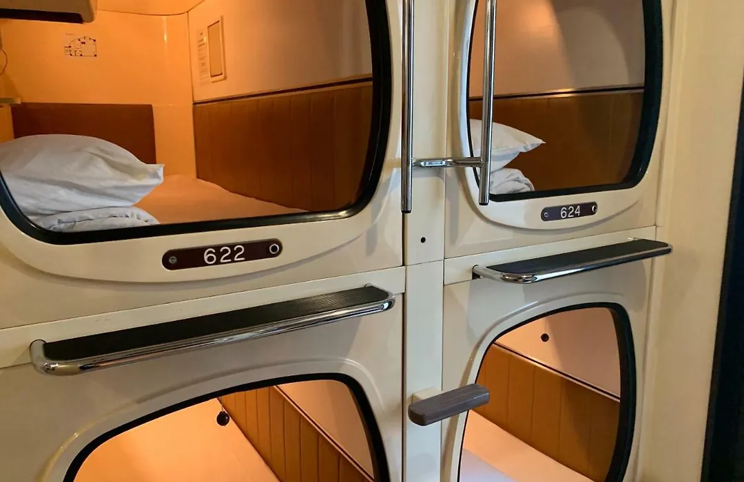 Capsule Hotel Shibuya-1