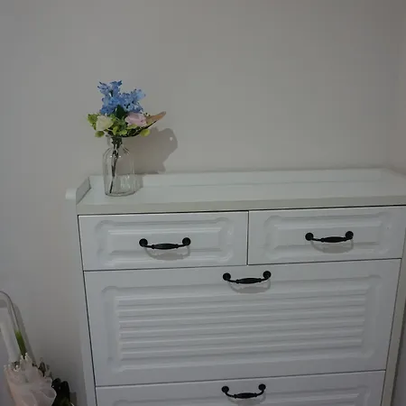 Mitsuba Guest House-2
