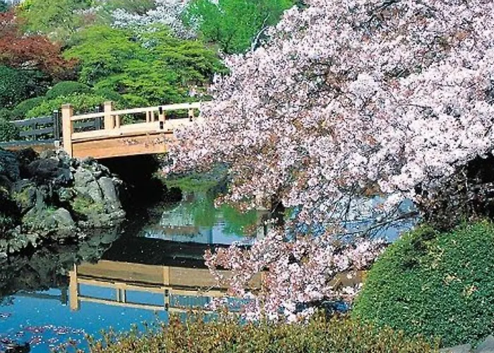 Shinjuku/Shin-Okubo Sta 2Min Walk/Kabukicho 5 Min